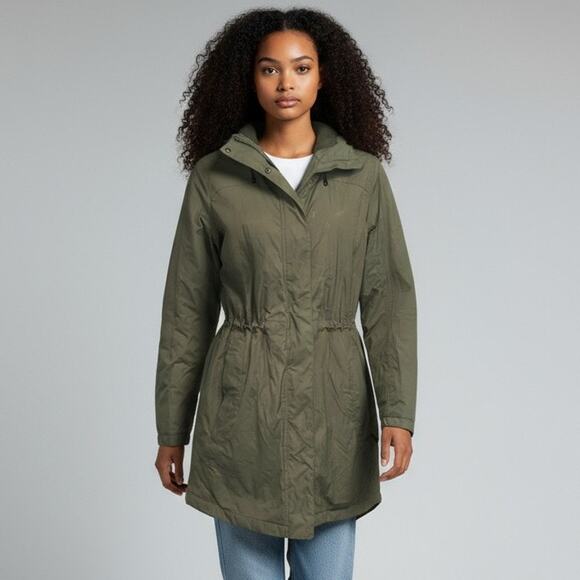 L.L. Bean 271140 Parka Womens Sz Medium Petite Green Hooded Jacket Full Zip Snap - Picture 1 of 9